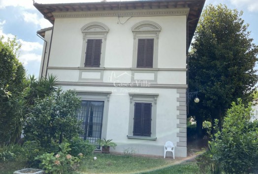 Casa Indipendente  VENDITA  Prato