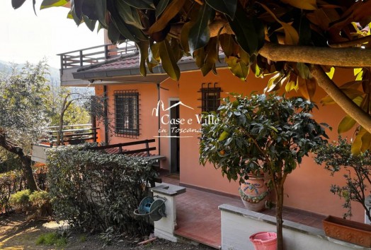 Villa  VENDITA  Prato