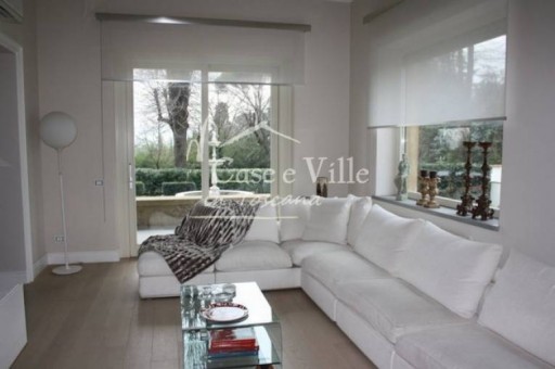 Villa Prato  VENDITA