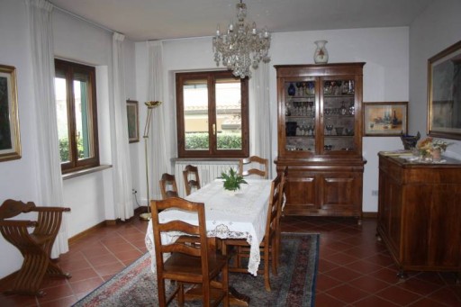 Villa Prato  VENDITA