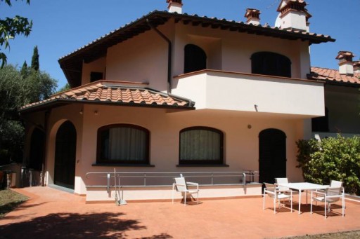 Villa Prato  VENDITA