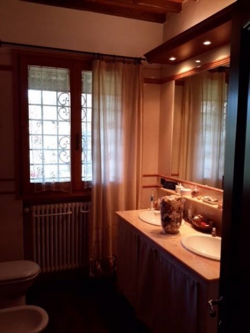 Villa Poggio a Caiano  VENDITA