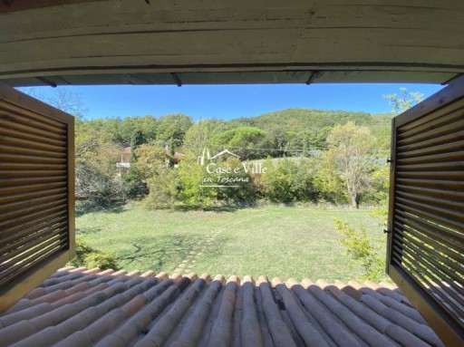 Villa Vaiano  VENDITA