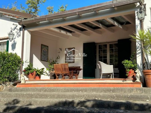 Villa Serravalle Pistoiese  VENDITA