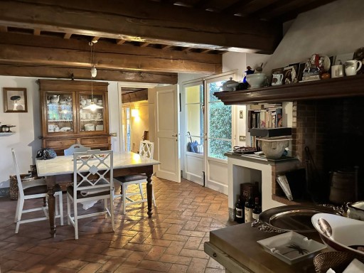 Villa Vaiano  FOR SALE