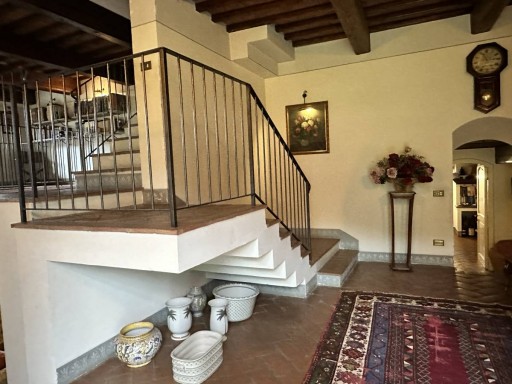 Villa Vaiano  FOR SALE