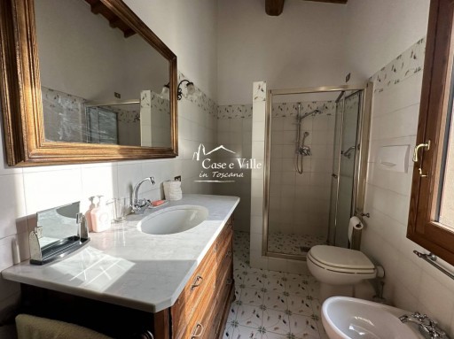 Colonica Carmignano  VENDITA