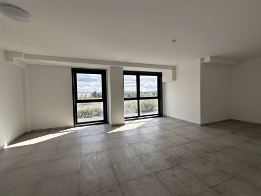 Capannone con Appartamento Prato  AFFITTO