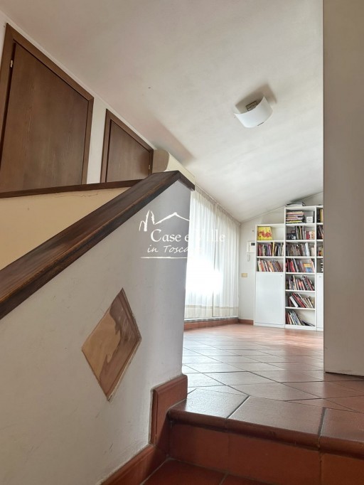 Casa Indipendente Prato  VENDITA